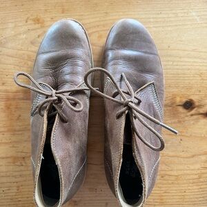 Roots Tan Leather Ankle Booties